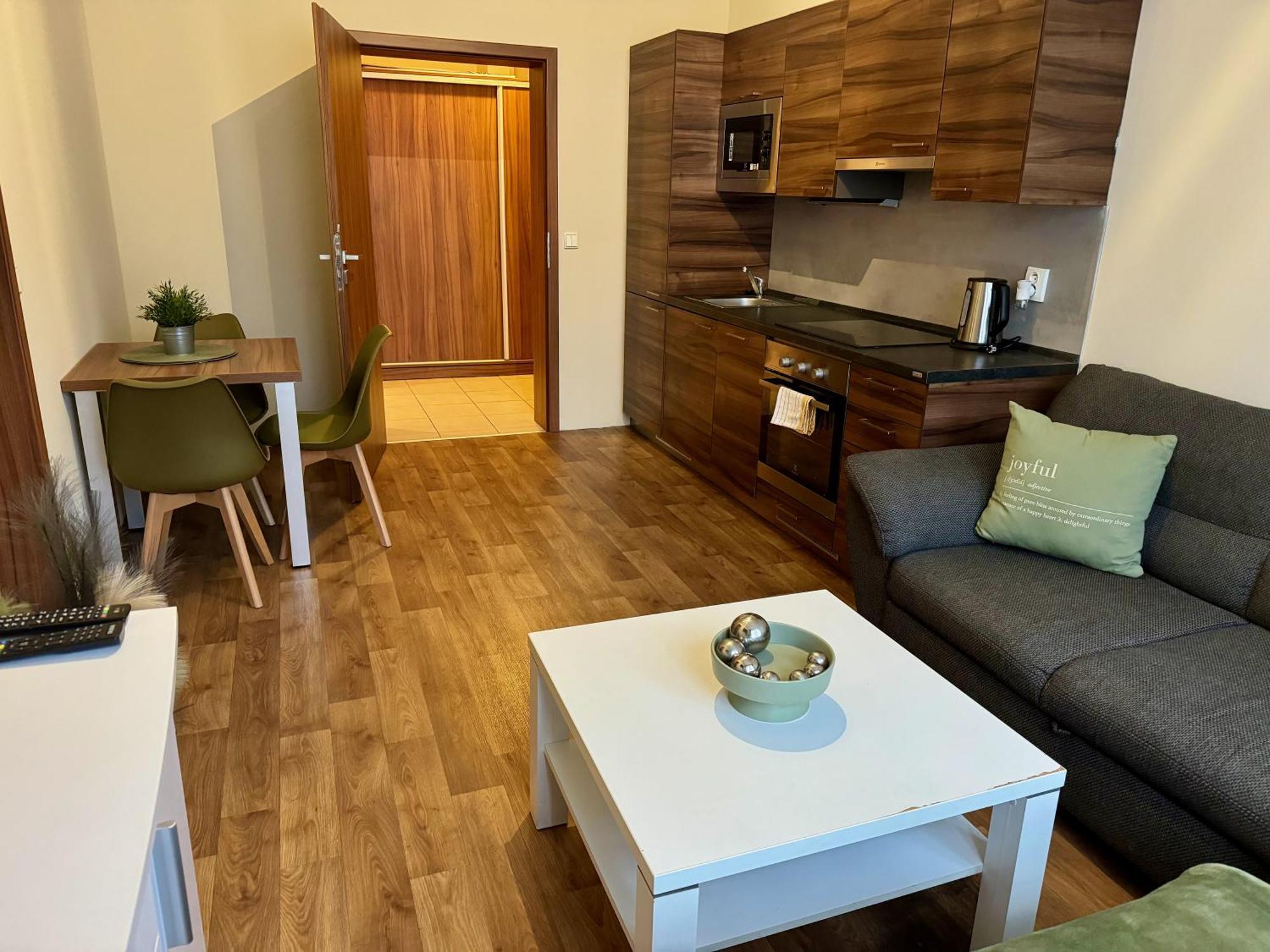 טפליצה Apartmany Laubeho Namesti מראה חיצוני תמונה